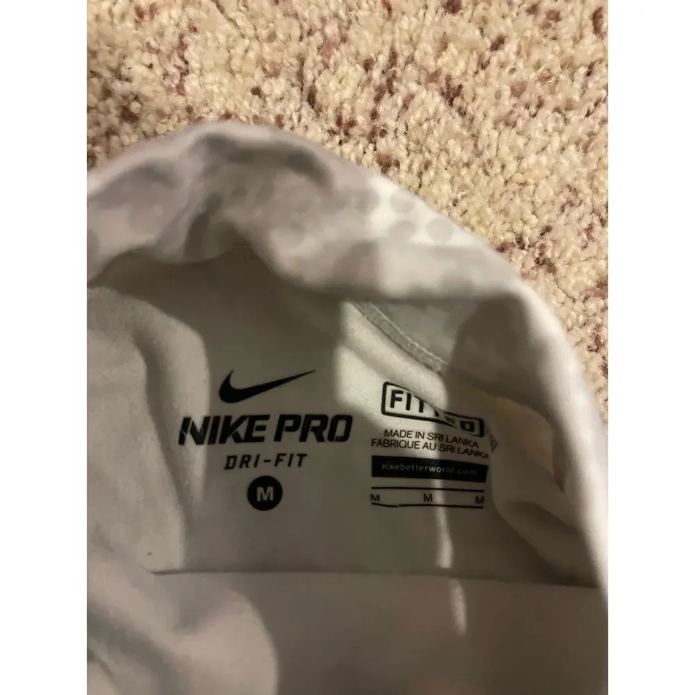 Nike Pro drifit Boys medium mock turtleneck athletic top